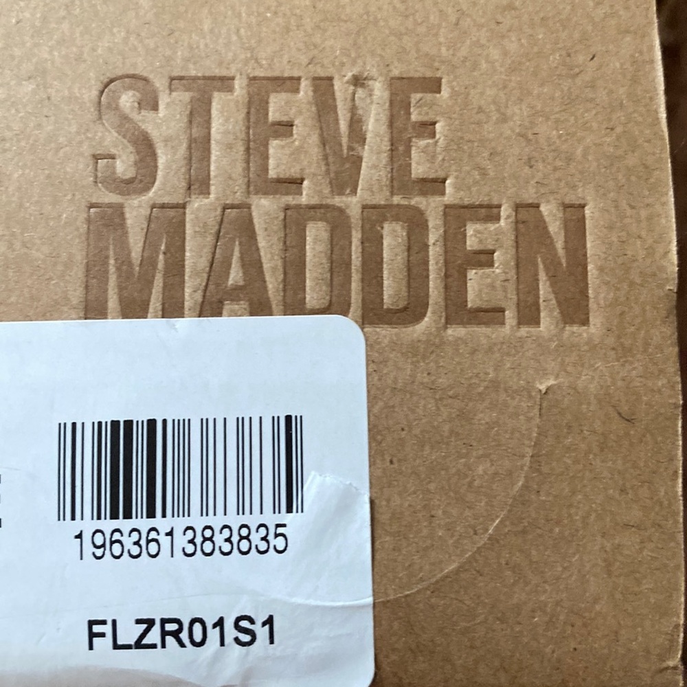 New Steve Madden Sandals